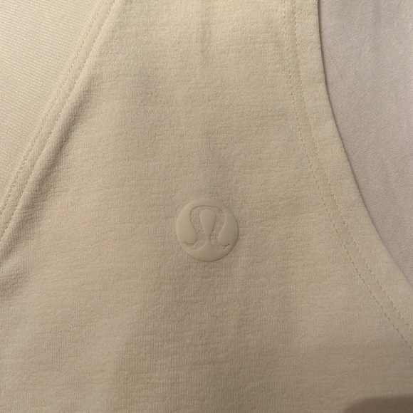 Lululemon Women's baby yellow Sleeveless Top - Picture 2 of 4